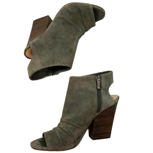 Vince Camuto Gray Open Toe Ankle Boots-Size 8M/38.5~~New - Picture 1 of 11
